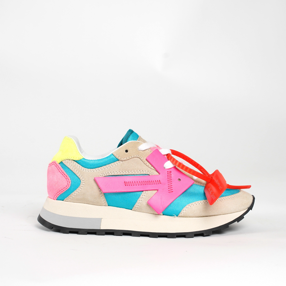Baskets Off-White