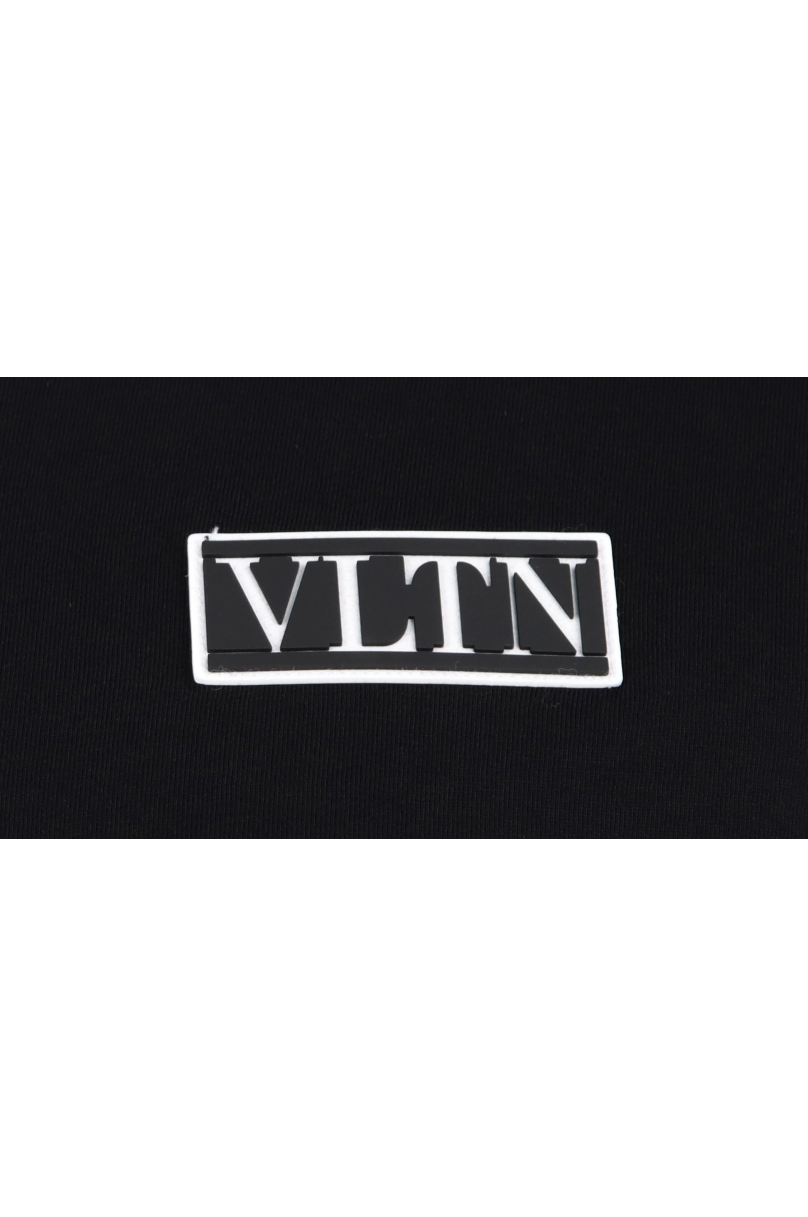T-shirt Valentino avec VLTN tag